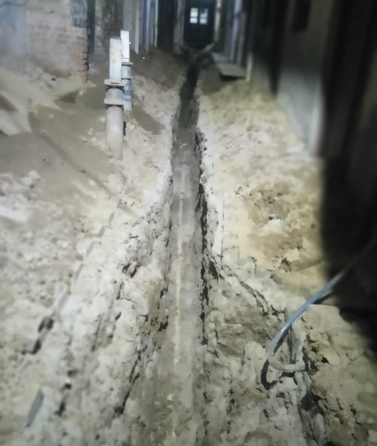 Cracks in houses were lying due to pipeline leak
