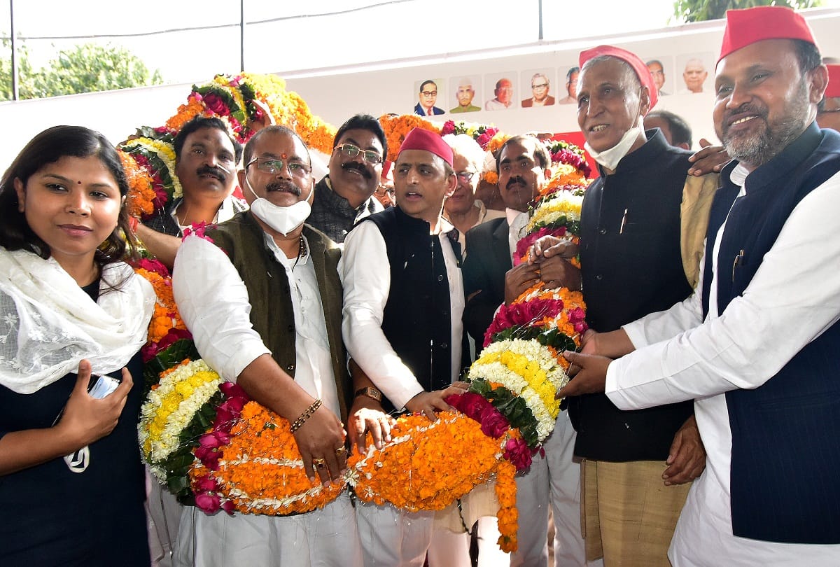 With elections approaching, many BJP leaders will be in SP: Akhilesh Yadav