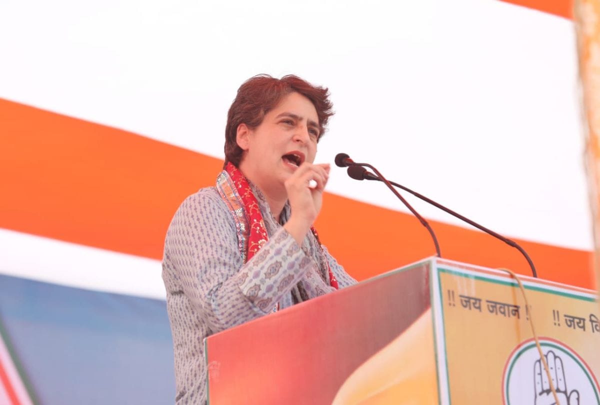 Priyanka Gandhi Vadra In Kisan Maha Panchayat Pali Khera Mathura