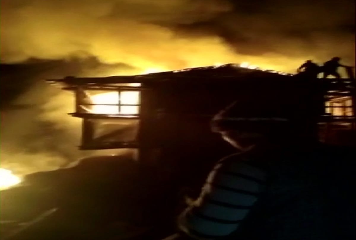 Fire breaks out at a three-storeyed house in Kullu district. 