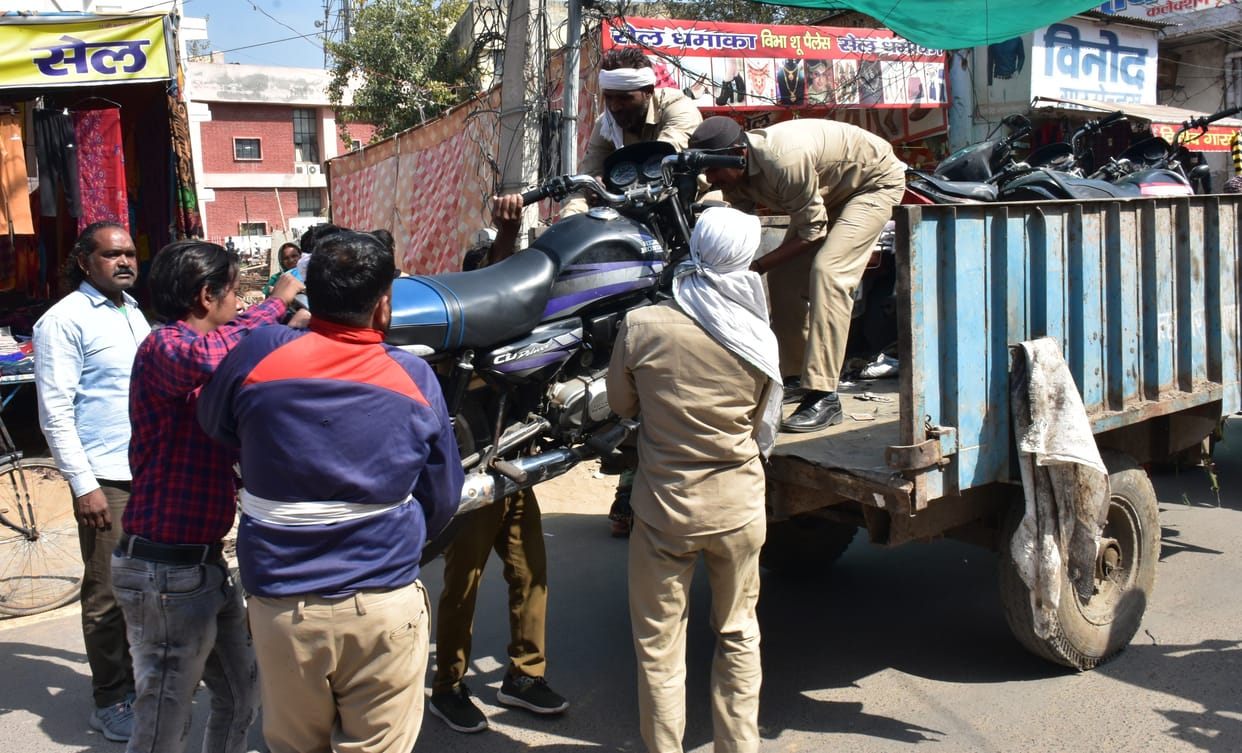 encroachment, nagar parishad, shopkeeper
