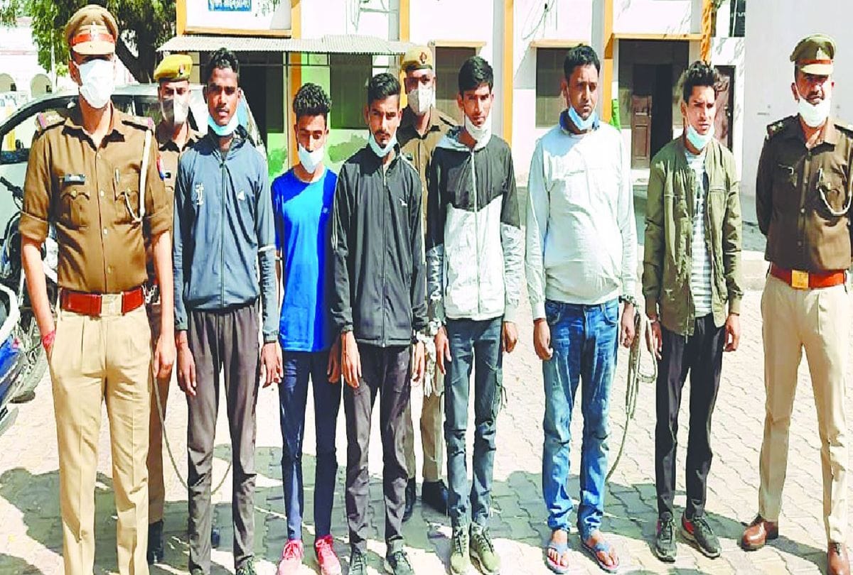 Five Youths Arrested With Fake Documents In Sena Bharti Rally Agra