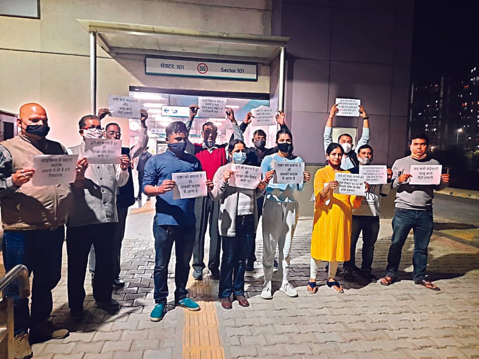 Protest against the closure of metro station