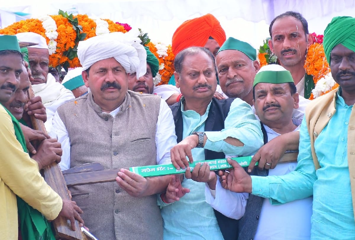 Naresh Tikait, national president of Bhakiyu said in Kisan Mahapanchayat, will go to waste if he withdraws from the movement