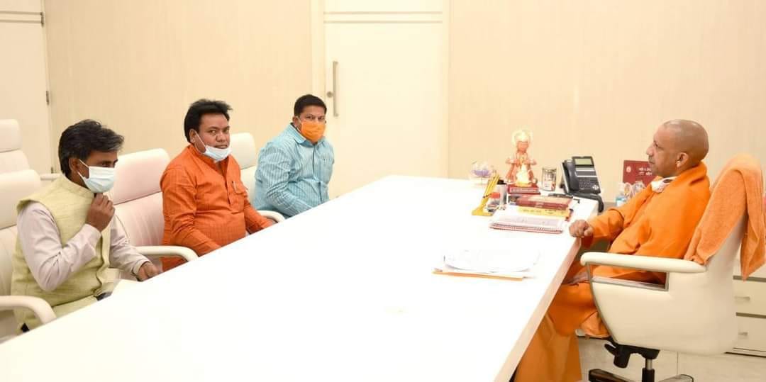 Demand to provide package to Kanhar displaced