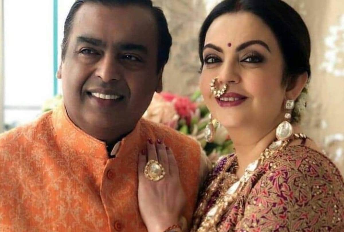 World Most Expensive Water Drink By Nita Ambani Fact Check Celebrity Lifestyle