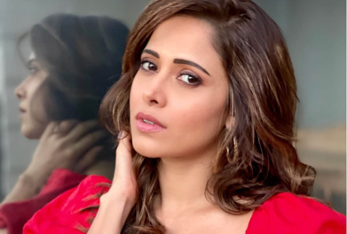Nushrat Bharucha latest photoshoot white outfit perfect for a brunch outing