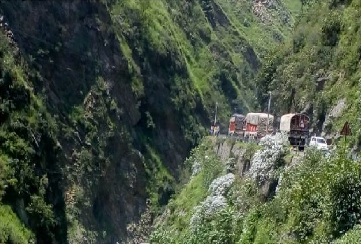 banihal jammu accident driver killed as diesel tanker falls into gorge along jammu srinagar highway