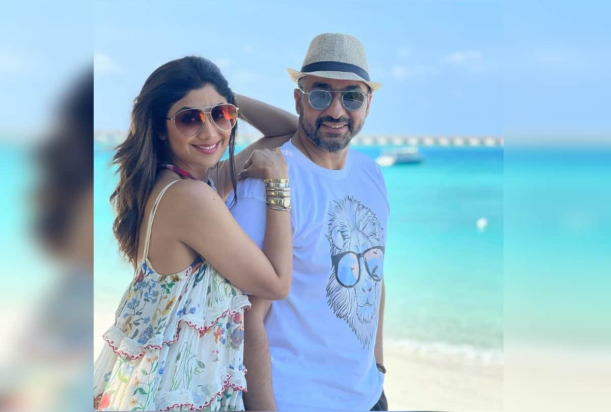 From Amitabh Bachchan to Shahrukh Khan, these bollywood stars also have property in abroad