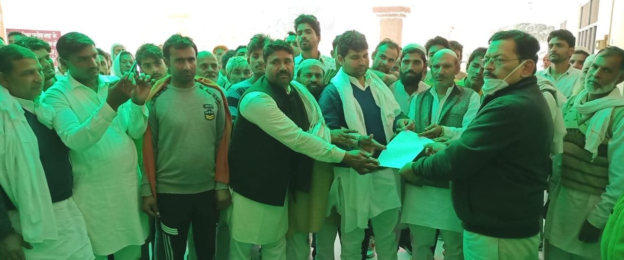 Demand to remove gangster from MLA