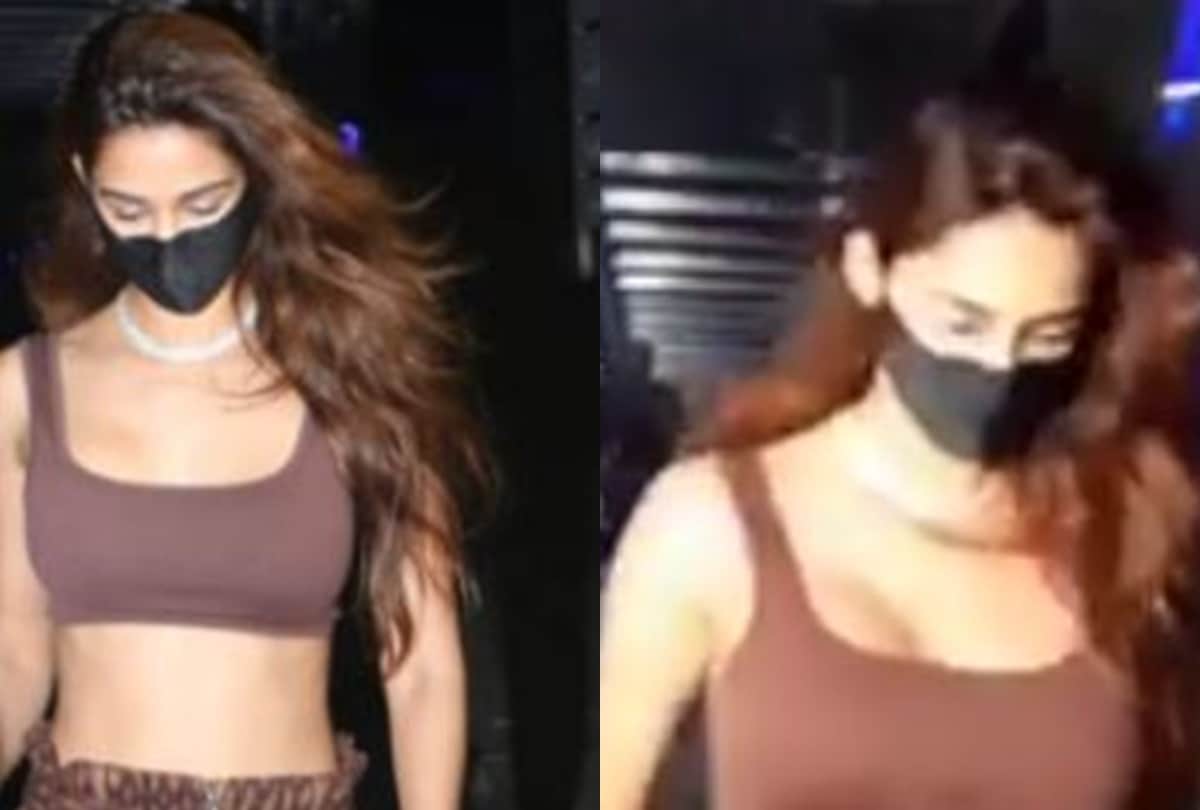 Disha Patani and Tiger shroff spotted on dinner date see beautiful photos