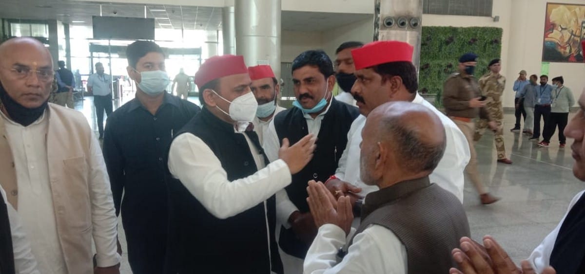 akhilesh yadav asked who swore promise of clean ganga would they tell us why maa ganga still not clean up