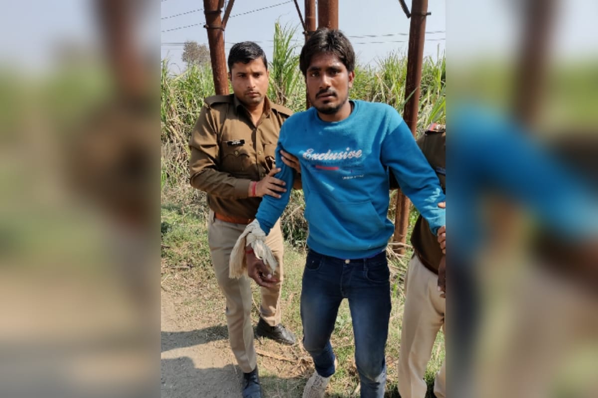 Baghpat: A miscreant fired at SO who went to recover Tamancha, injured in counter-firing