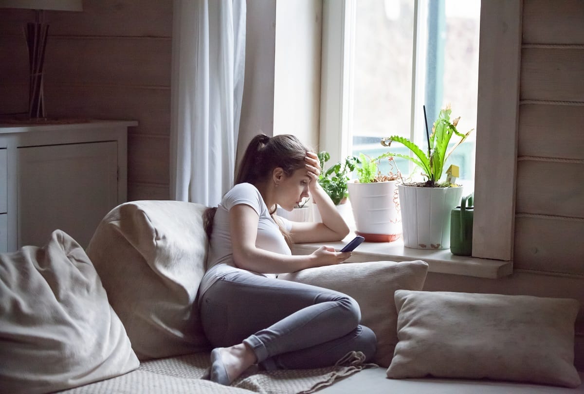 Tips to Handle Someone Crying Over the Phone to Make Them Feel Better