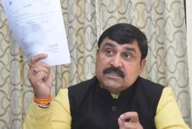 Haryana : Income Tax Raid At Meham MLA Balraj Kundu Home