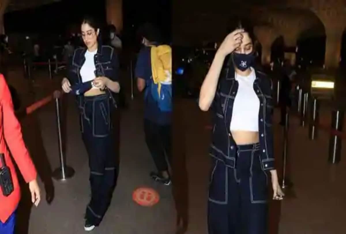 Janhvi Kapoor has a photo with her family member on phone cover - can you guess who?