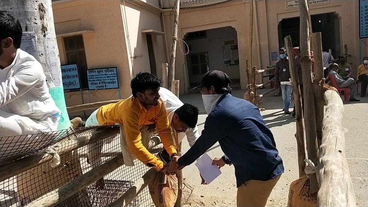 Kashi Vidyapeeth Students Union Election result candidates fold hand in front of students