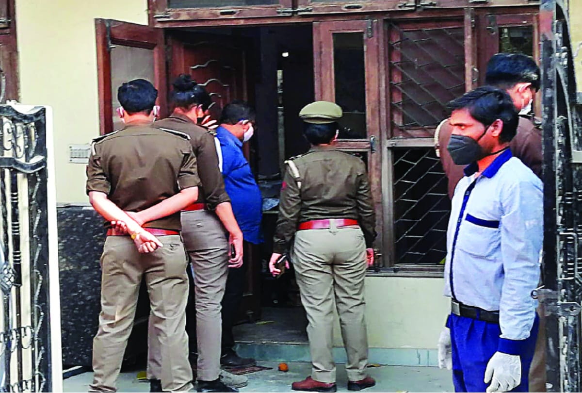 murder in greater noida alpha 2 Rajinikanth and Khushi got acquainted with Miss Call three years ago 10 months ago love marriage