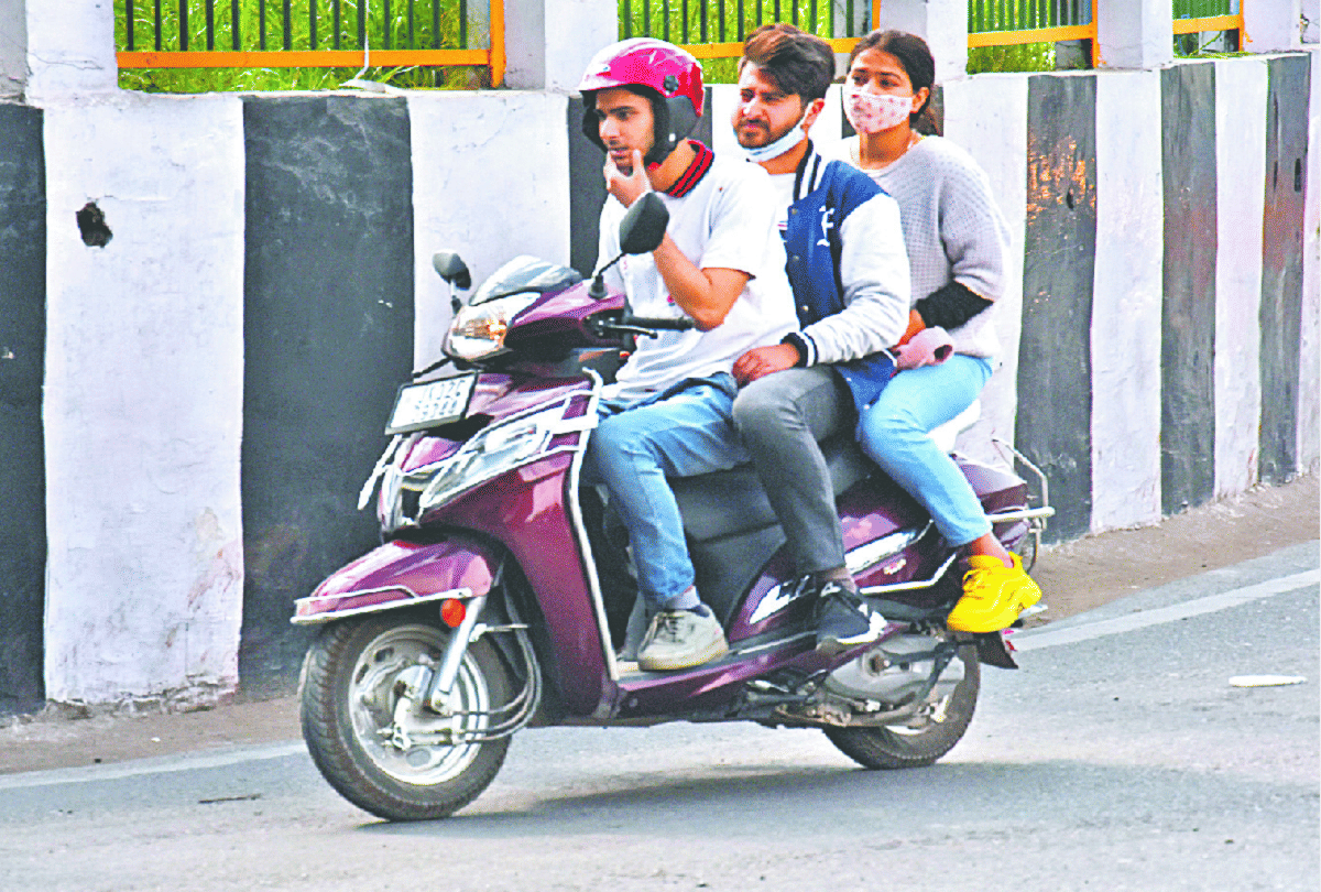 UP News : pillion rider not wearing helmet will be challaned