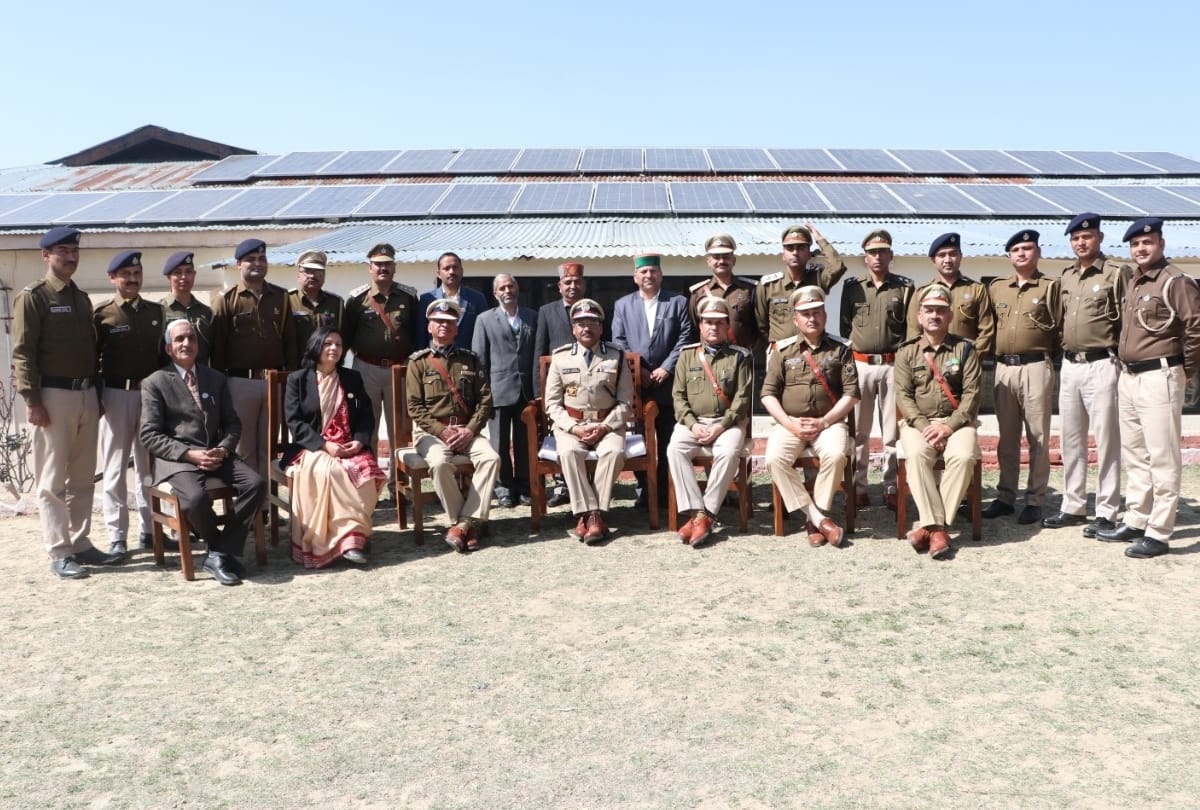 dg disc award to 22 officers and employees of prison department himachal pradesh