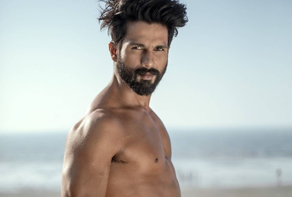 Shahid Kapoor Lifestyle does not smoke and consume alcohol