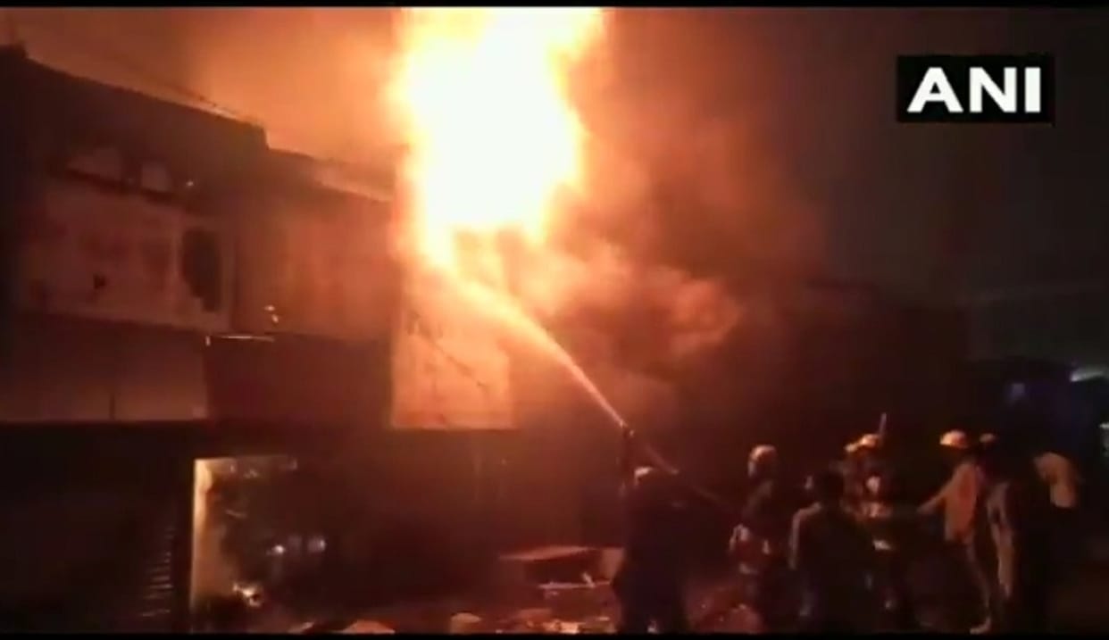 Fire in electronic market in Madurai Tamil Nadu, many shops destroyed
