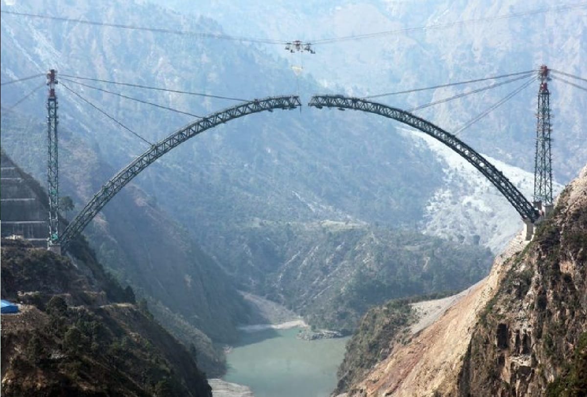 worlds highest Railway bridge jammu kashmir railway minister piyush goyal