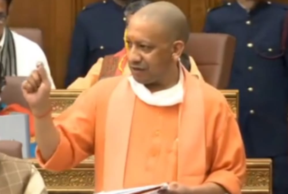 CM Yogi said in the Legislative Council: Seeing caste-religion, Corona vaccines are not being applied, uproar over saying Abbajan