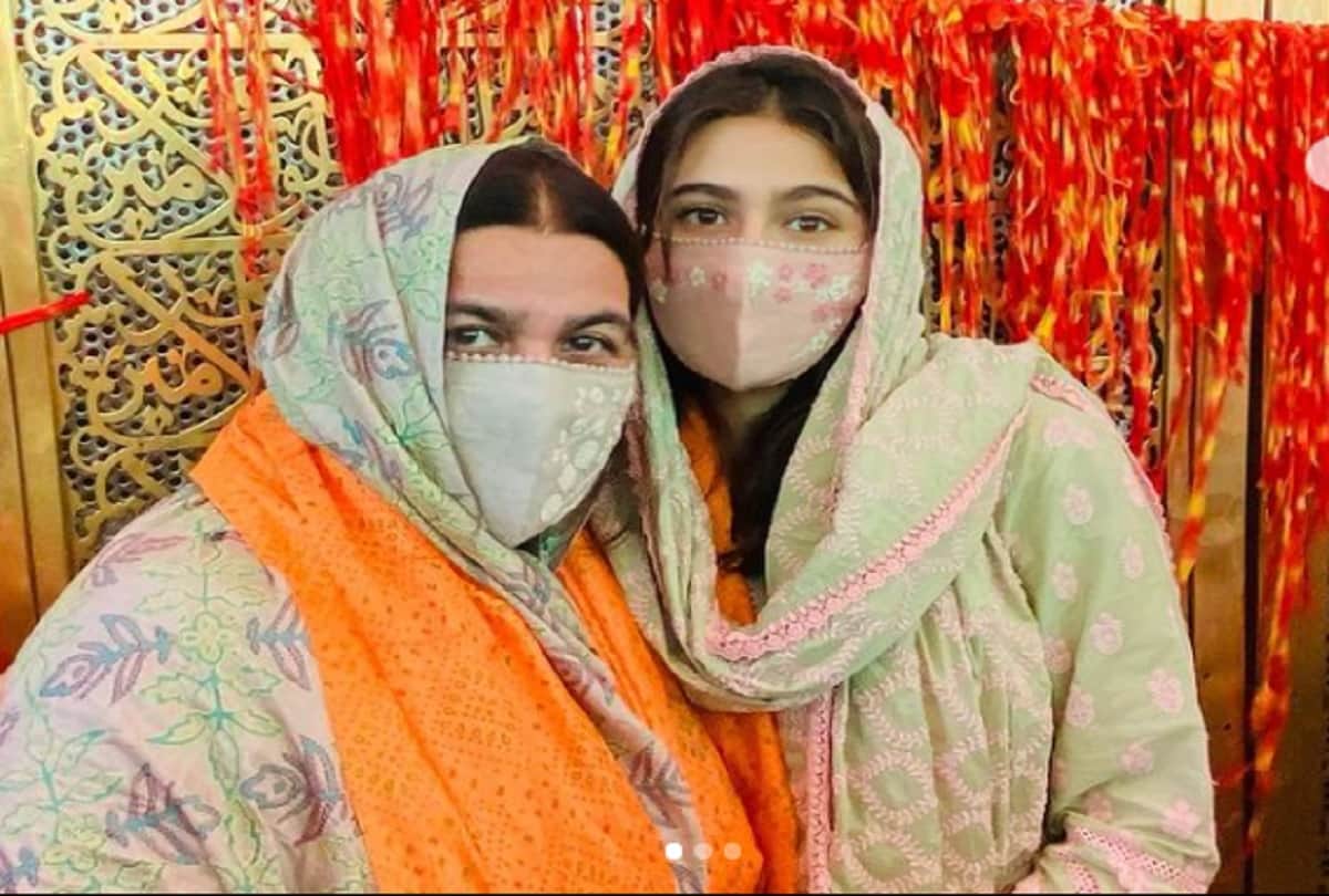 Sara Ali Khan pays visit to Ajmer Sharif with mom Amrita Singh see in PICS