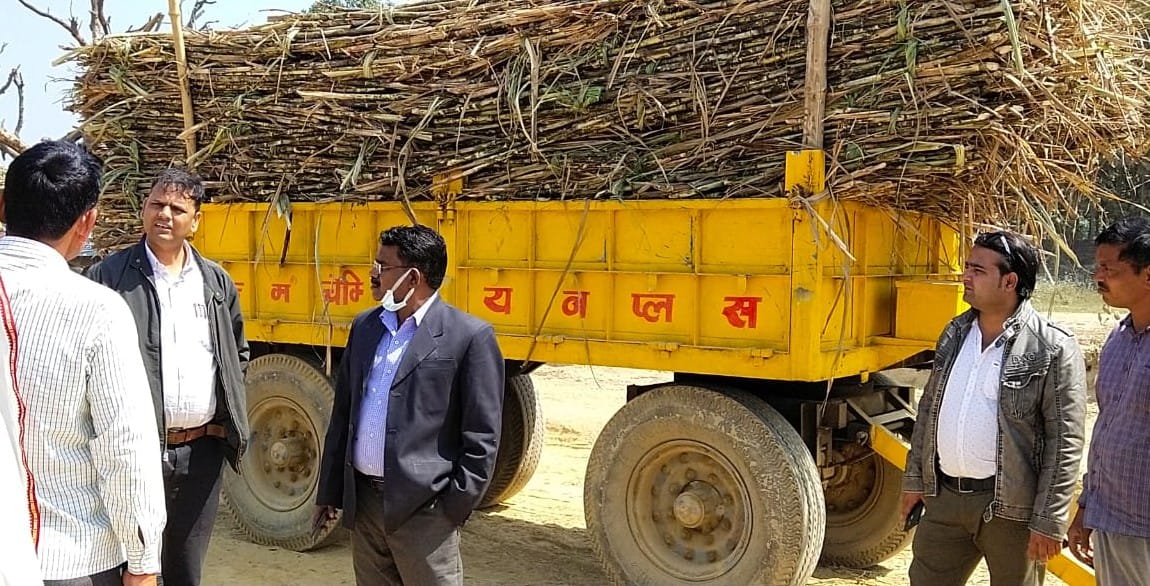 Sugar mill general manager visited sugarcane purchasing centers