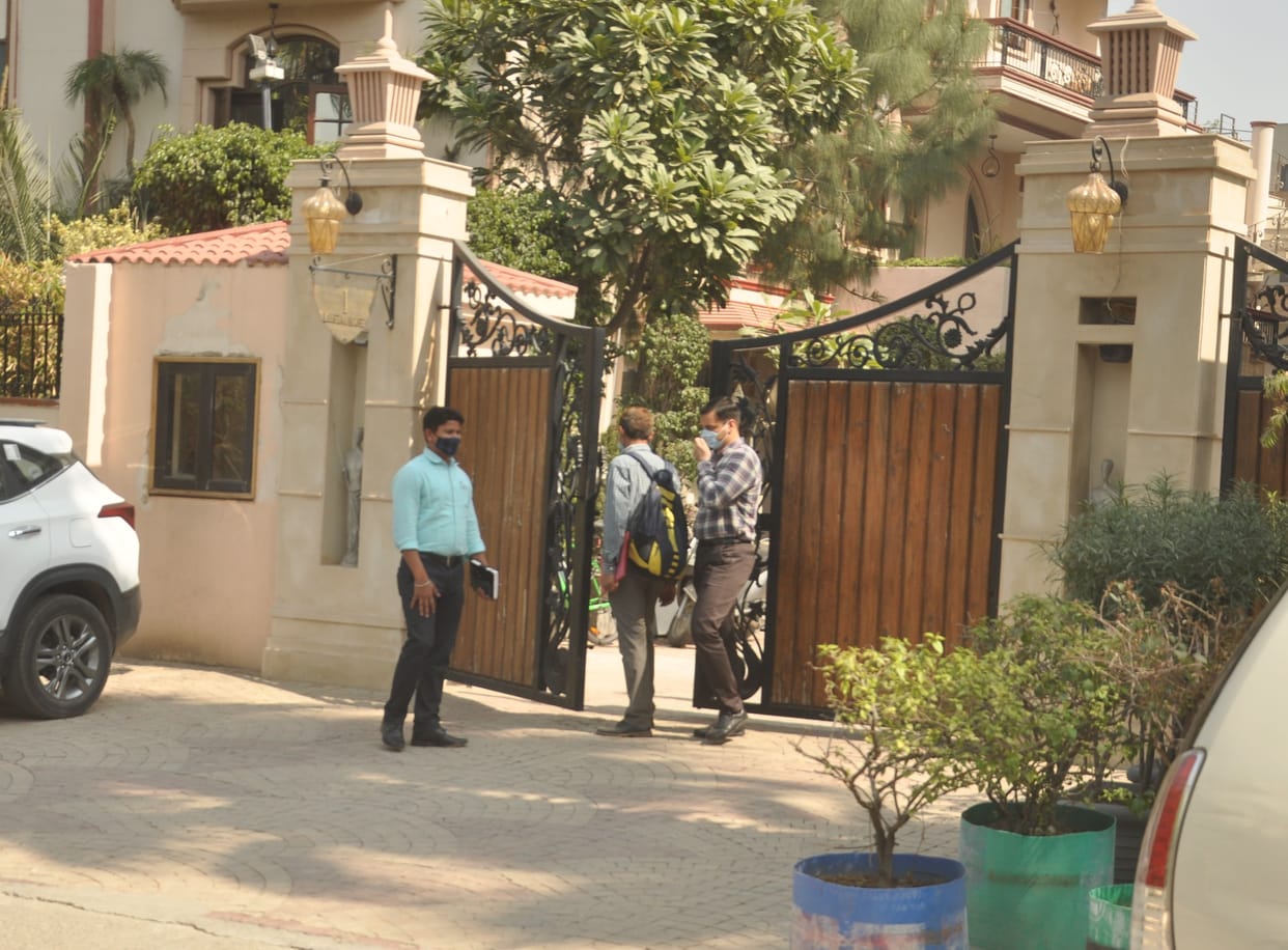 CBI raids the residence of a nutbolt businessman