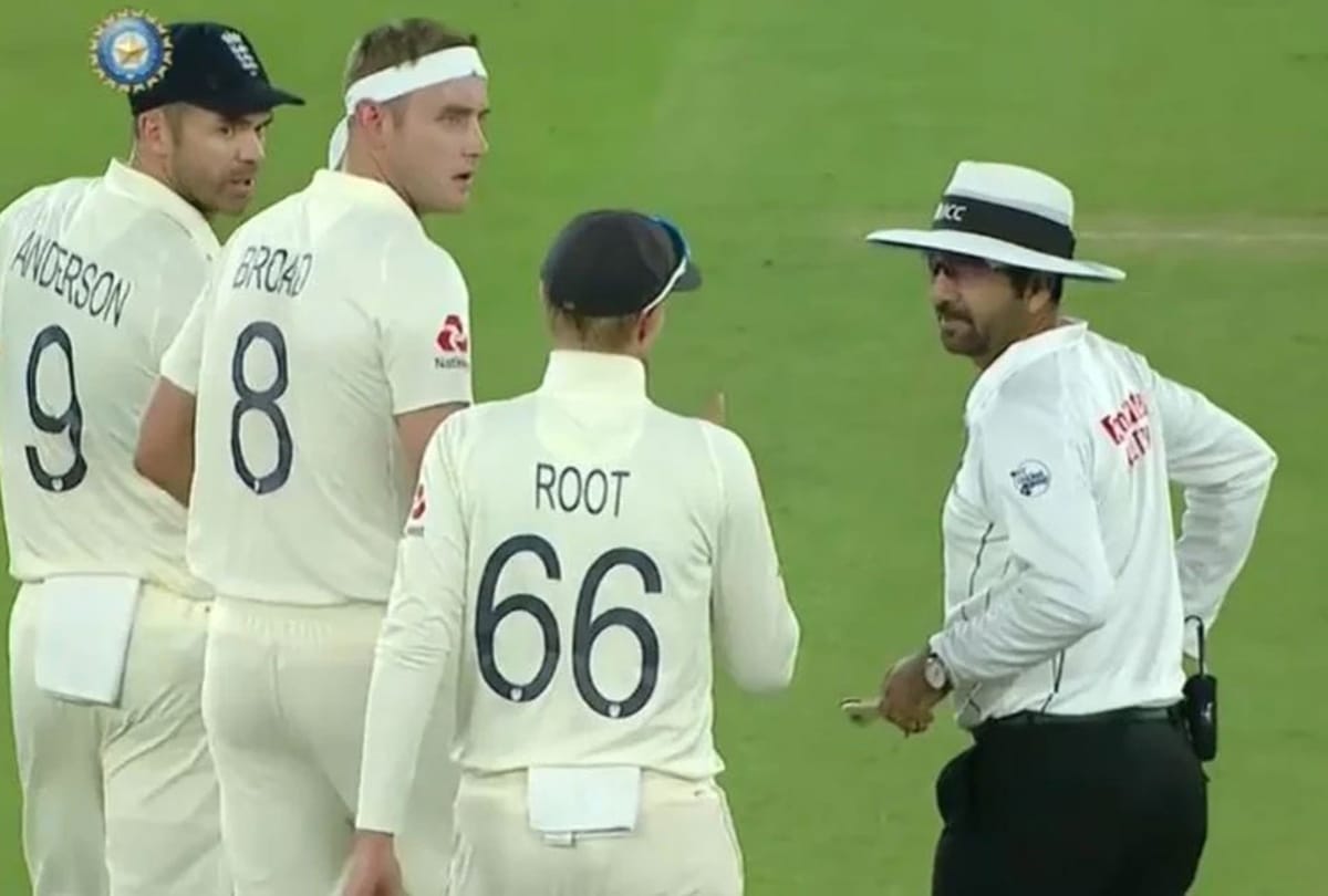 English cricketers are not happy with umpiring in Day night test talked to match referee Javagal Srinath