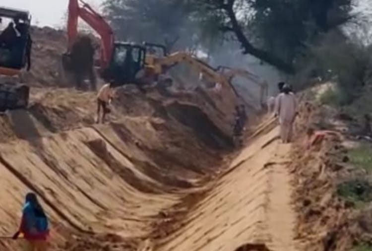 Canal Water is very costly in loharu area of Haryana 
