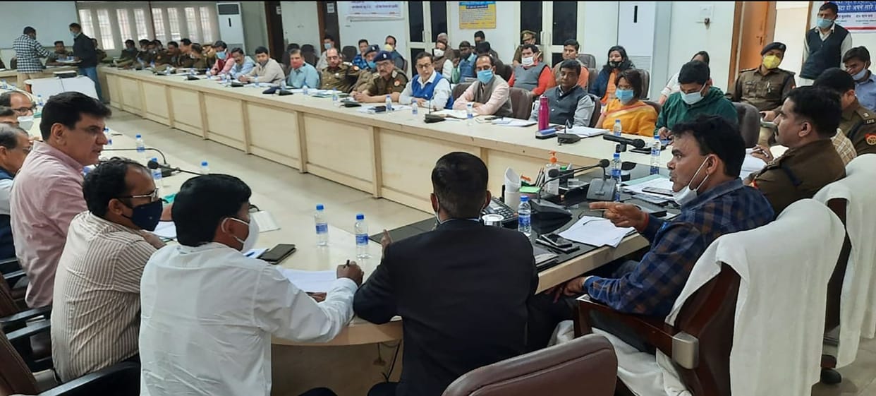 panchayat election : police keep eyes on criminal activities