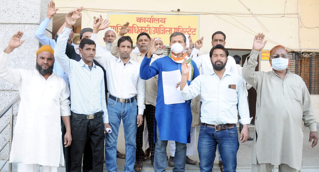 congress protest for good road