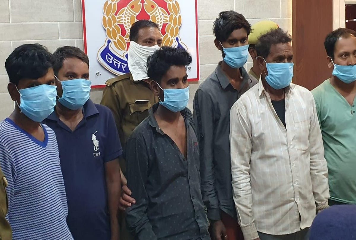 chhattisgarh gang arrested cheating in the name of labour work 