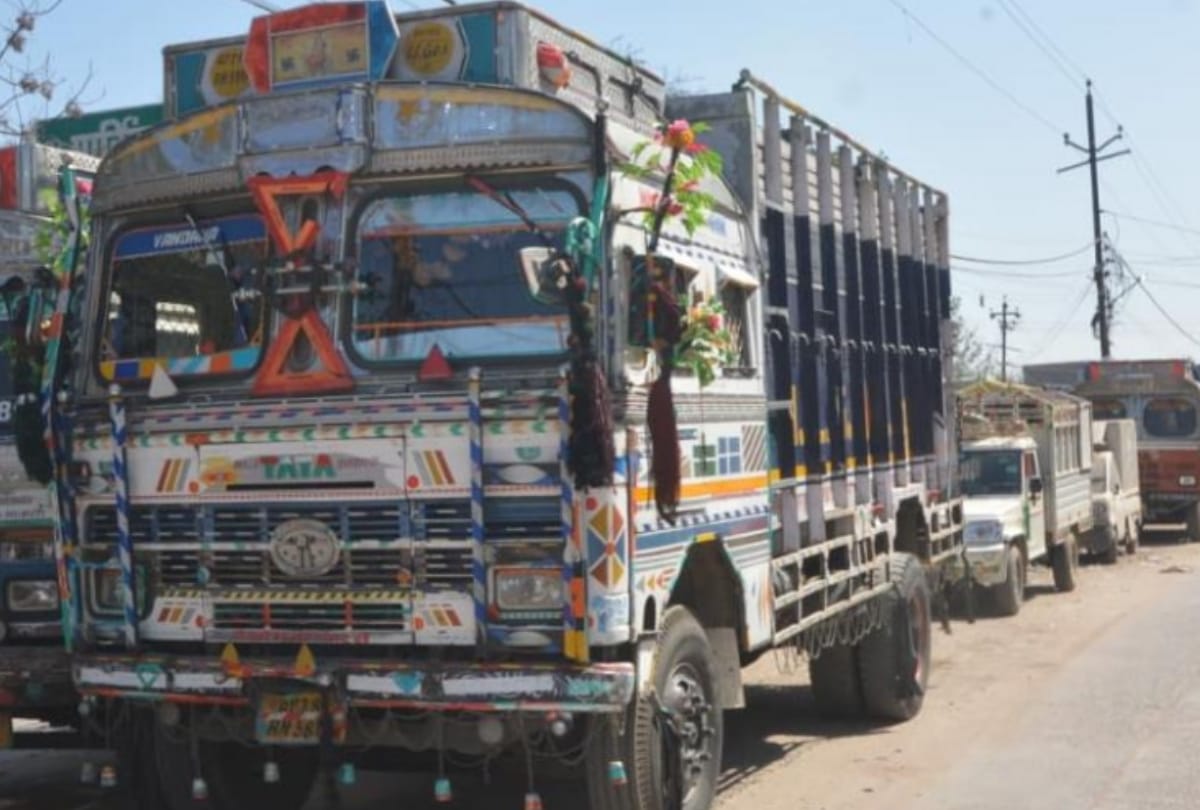 Transporter parked trucks upset by increased prices of diesel and petrol