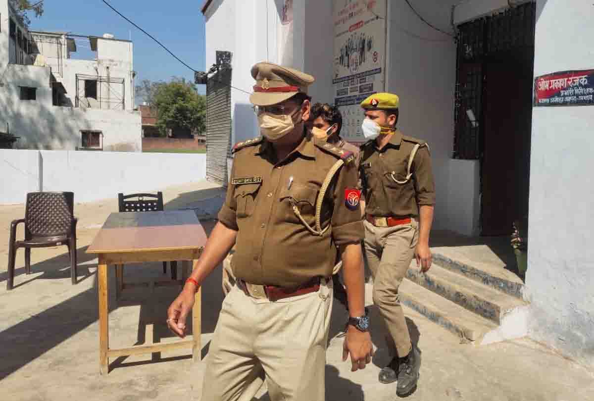 Unnao case: Police and SWAT team reached the scene of the incident taking the killers of aunt and sister on custodial remand