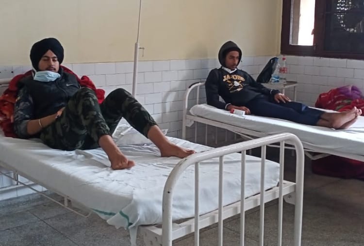 Students got ill due to food poisoning in IKGPTU at kapurthala of Punjab