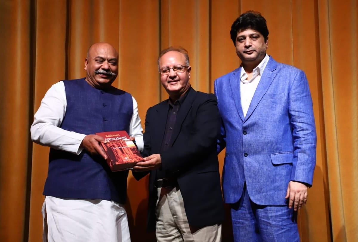 After corona pandemic in Delhi theater starts with kashmiri pandits story