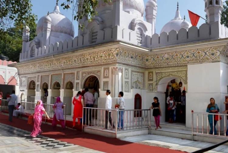 Know About Historical Sacred fig Tree of Shri Mata Mansa Devi Mandir Of Panchkula