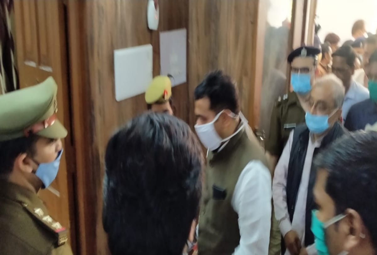 UP cabinet minister shrikant sharma visit bareilly