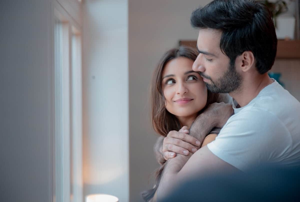 The Girl On The Train Movie Review by panKaj ShuKla Parineeti chopra aditi rao hydari avinash tiwary kirti