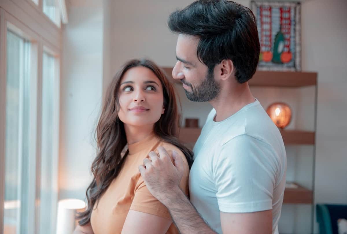The Girl On The Train Movie Review by panKaj ShuKla Parineeti chopra aditi rao hydari avinash tiwary kirti