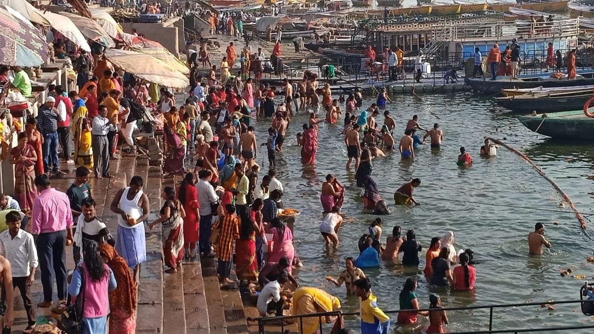 devotees dip in holy ganga on magh purnima in varanasi
