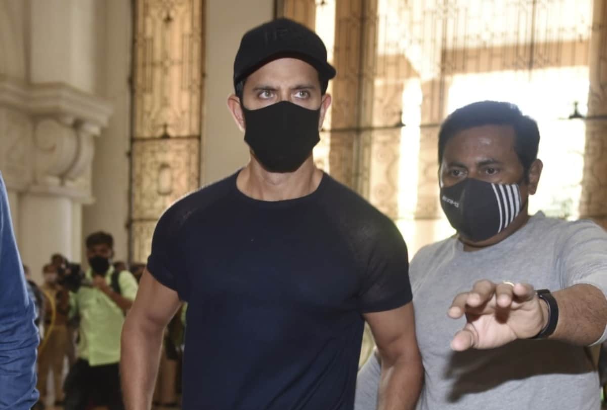 Hrithik roshan replies to a woman who requested ac service tweet goes viral