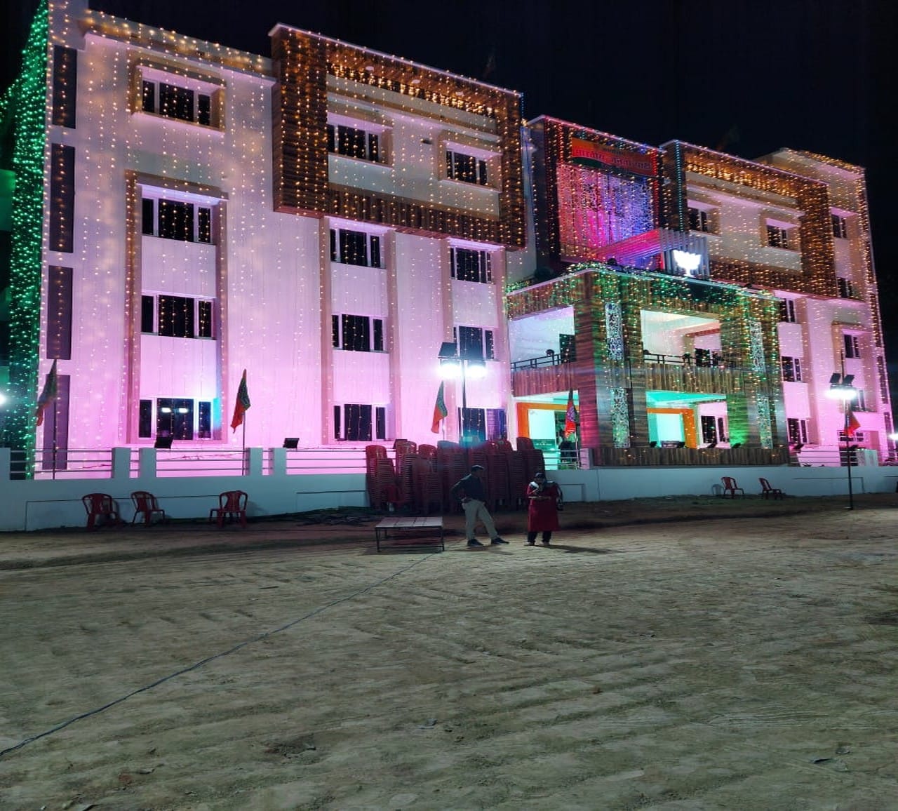 Nadda and CM Yogi will inaugurate the office after communicating with the workers