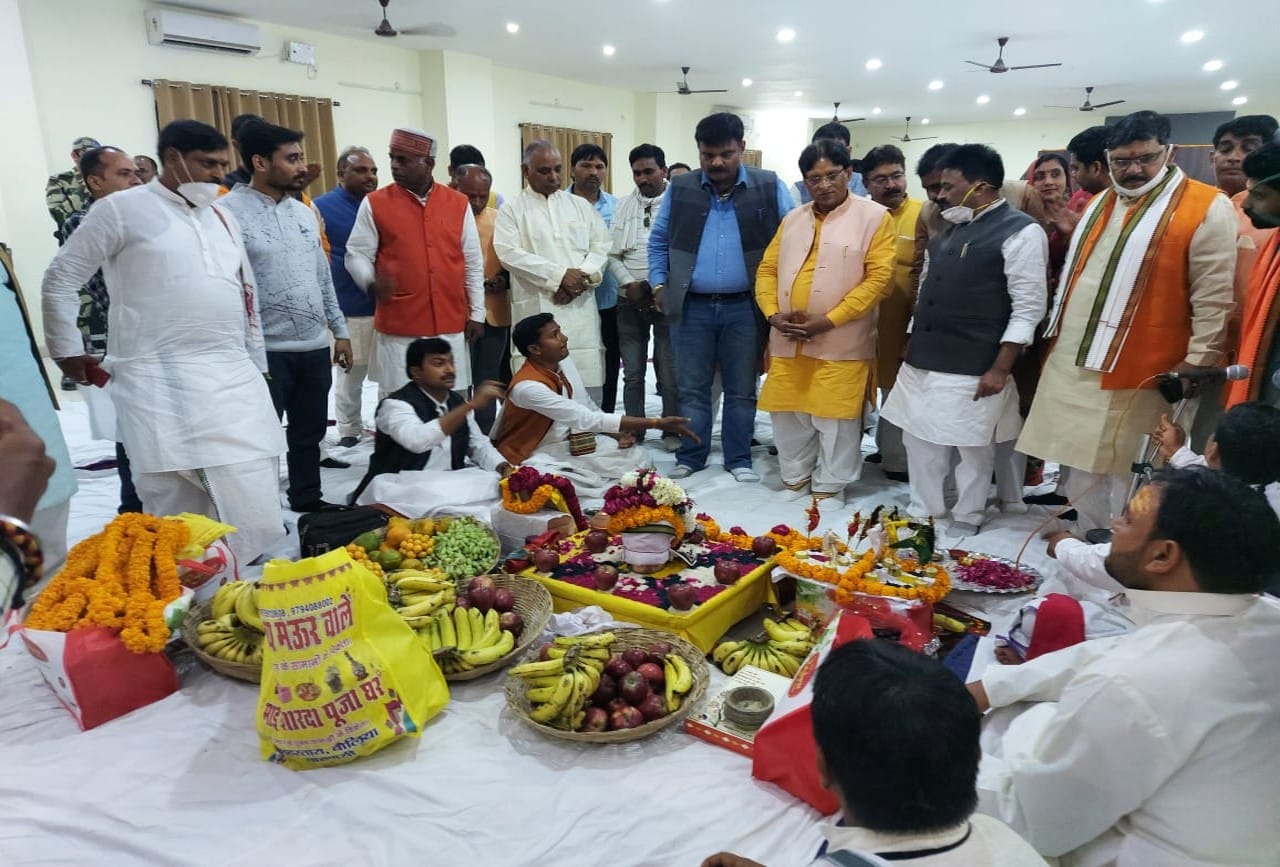 Nadda and CM Yogi will inaugurate the office after communicating with the workers