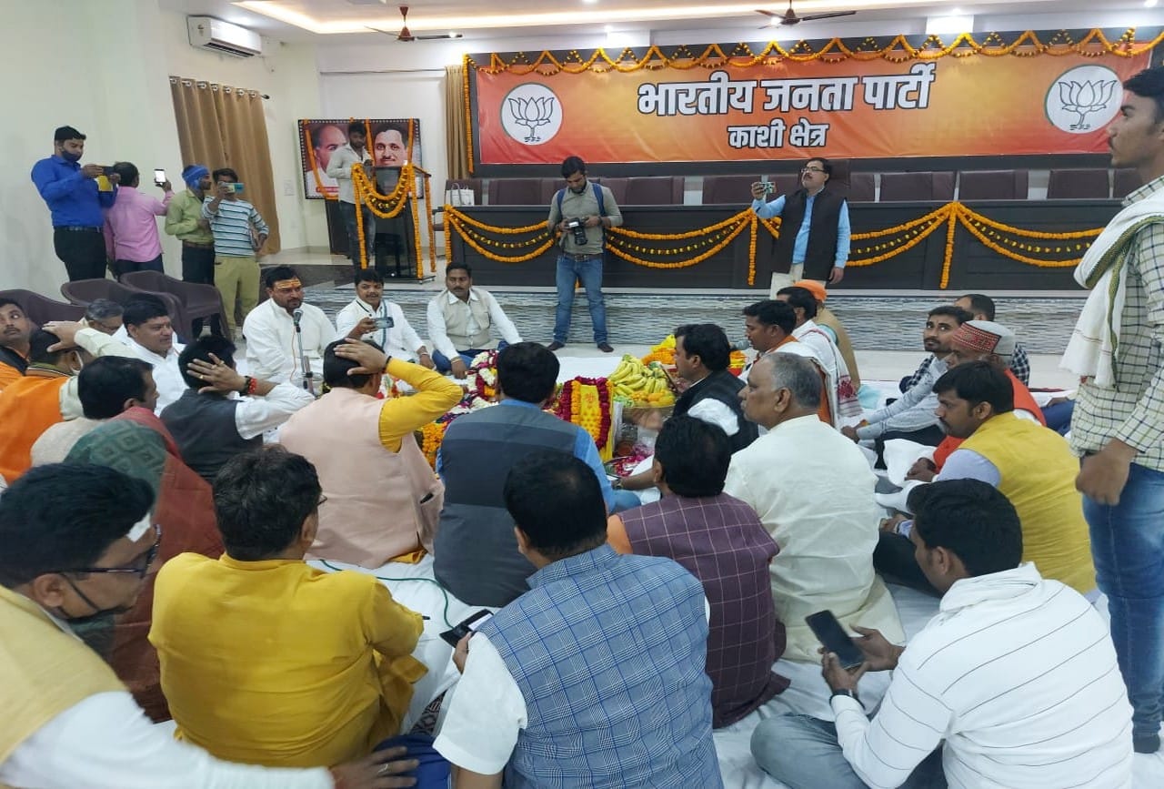 Nadda and CM Yogi will inaugurate the office after communicating with the workers