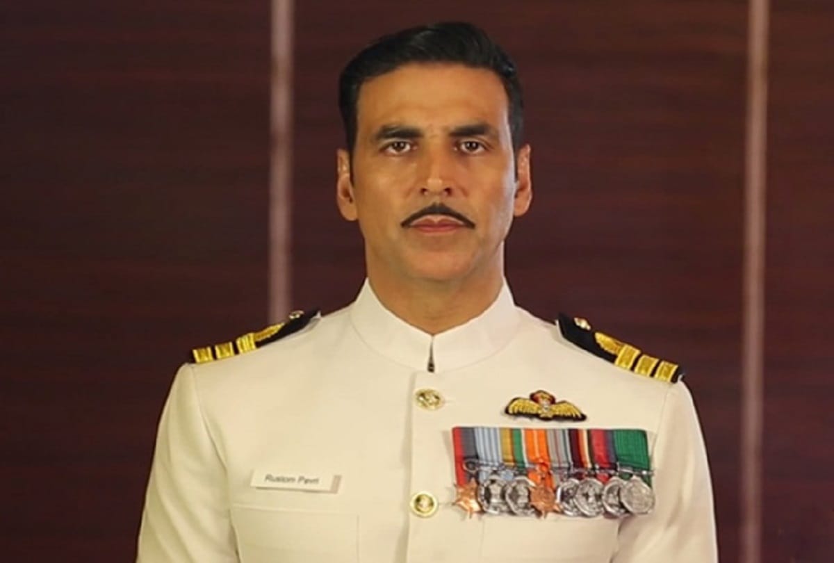 Akshay Kumar and 7 other Lands In A Legal Trouble For Calling The Lawyers ‘Shameless’ In His Film Rustom